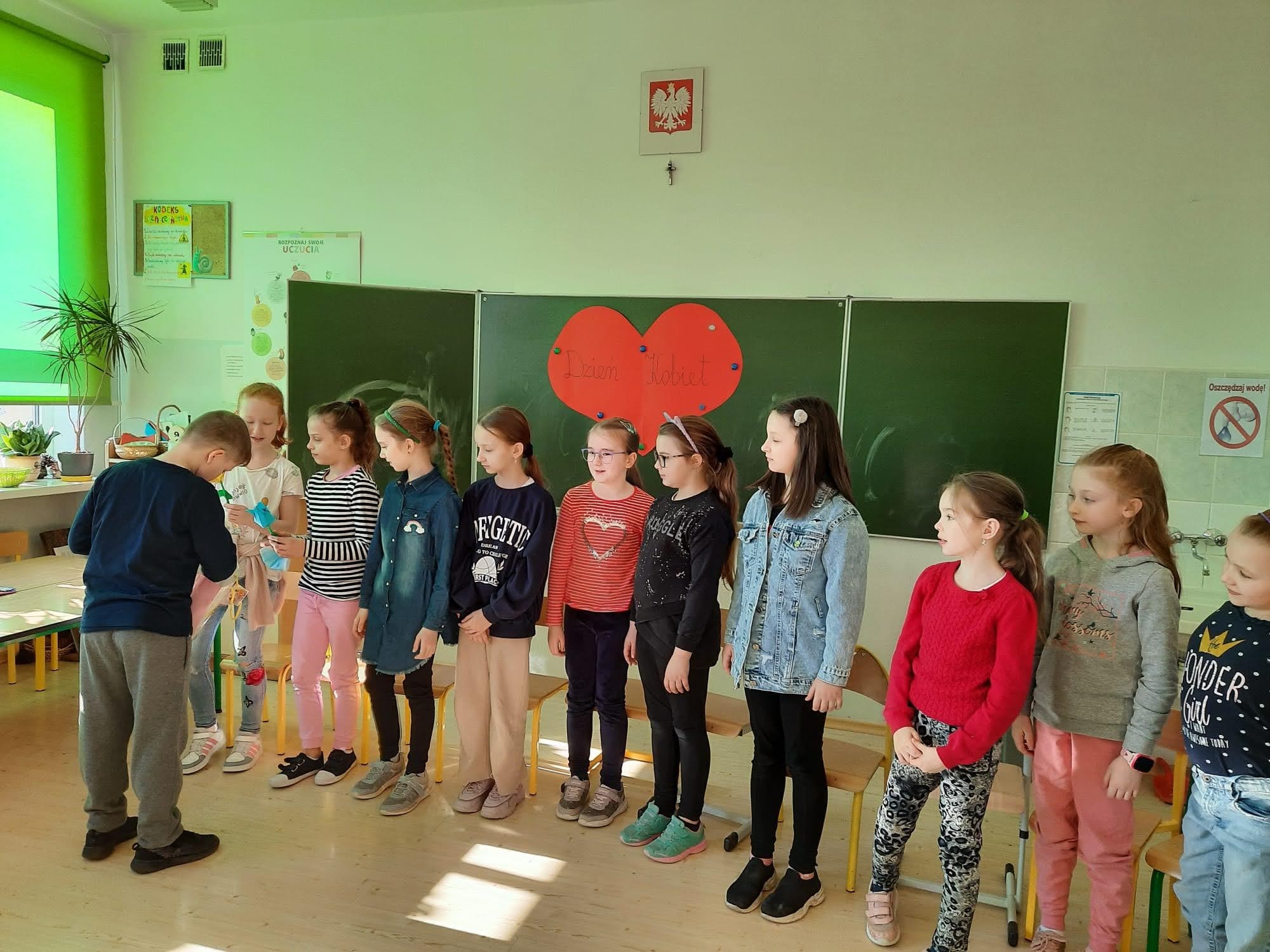 Dzień Kobiet w klasie 2a