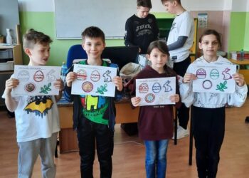 Uczniowie ZSB w Żarach na praktykach w Jedynce