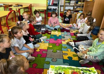 Klasa 1b - pierwsze chwile w szkole