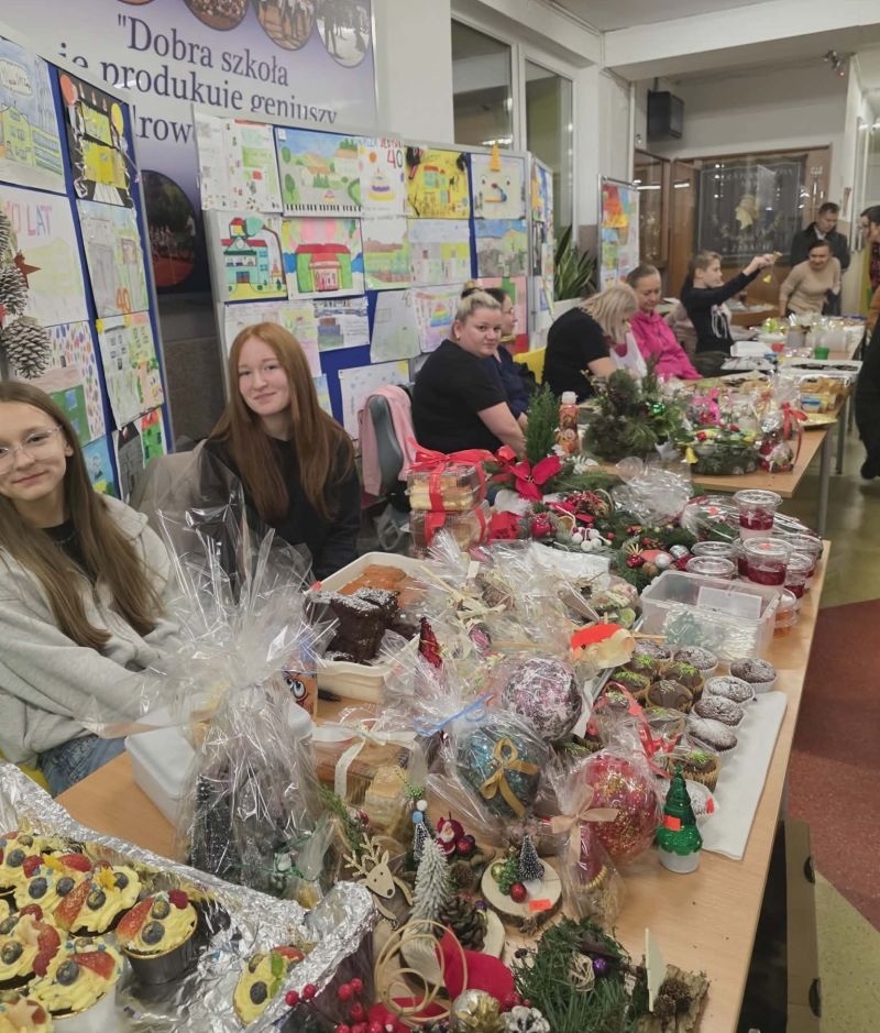 XIII kiermasz bożonarodzeniowy