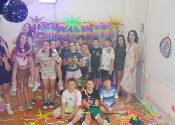 Klasa 4a na warsztatach FLUO w Żarach